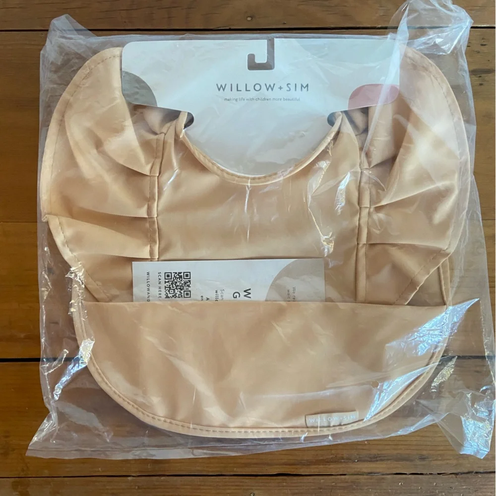 Willow + Sim Bib